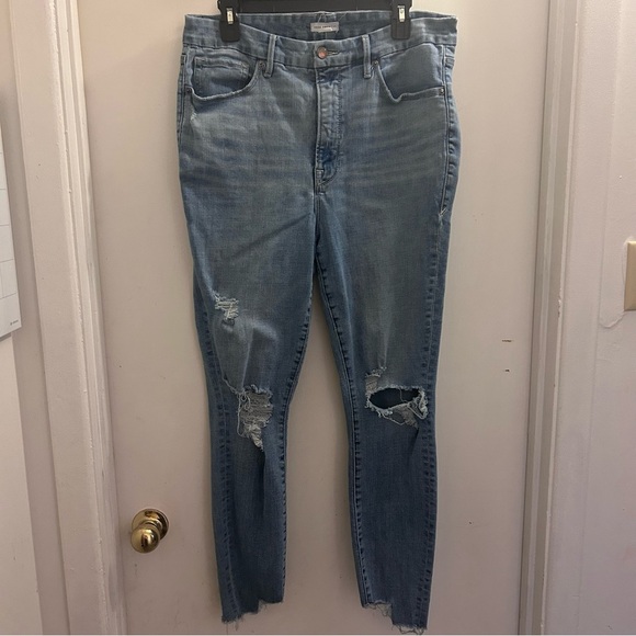 Good American Distressed‎ Skinny Jeans Women’s Size 16 Light Wash Raw Hem - Picture 2 of 8